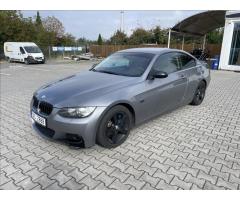 BMW Řada 3 3,0 335i - 1