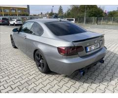 BMW Řada 3 3,0 335i - 6