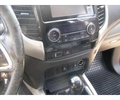 Mitsubishi L200 2,4   INSTYLE Di-D 4WD DOUBLE CAB - 26