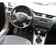 Škoda Octavia 1,6 TDI CR DPF Ambition Combi - 17