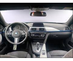 BMW Řada 4 3,0 440i xDrive MTechnic/1.MAJ - 11