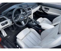 BMW Řada 4 3,0 440i xDrive M Sport Cabrio - 13