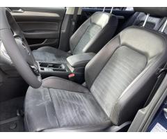 Volkswagen Passat 2,0 BiTDI 176kW 4MOT DSG Highline - 10