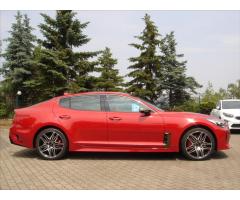 Kia Stinger 3.3 V6 T-GDi 4x4 8AT GT 2024 - 13