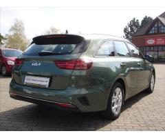 Kia Ceed SW 1.5 T-GDi SPIN 2024 SLEVA - 10