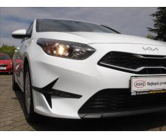 Kia Ceed 1.5 T-GDi SPIN 2024 SLEVA - 12