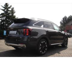 Kia Sorento 2.2 CRDi 8DCT 4x4 TOP + pakety - 15