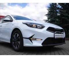 Kia Ceed 1.5 T-GDi SPIN 2025 SLEVA - 13