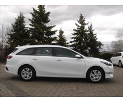 Kia Ceed SW 1.5 T-GDi SPIN SLEVA - 11