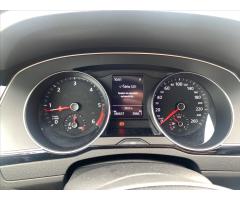 Volkswagen Passat 2,0 TDI 110kW BMT DSG Comfortl. Variant - 13