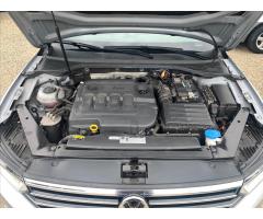 Volkswagen Passat 2,0 TDI 110kW BMT DSG Comfortl. Variant - 20