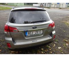 Subaru Outback 2,0 D Comfort - 10