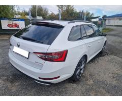 ŠKODA SUPERB COMBI 2.0TDI 140 LAURIN&K 4X4 DSG 7ST