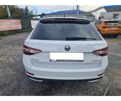 ŠKODA SUPERB COMBI 2.0TDI 140 LAURIN&K 4X4 DSG 7ST