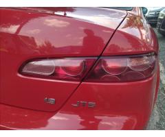 Alfa Romeo 159 1,9 JTS MEDIUM - 10