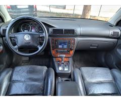 Volkswagen Passat 2,5 TDi 4x4 - 12