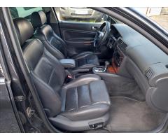 Volkswagen Passat 2,5 TDi 4x4 - 14