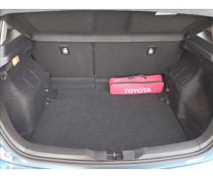 Toyota Auris 1,6 Valvematic Active koupeno CZ - 21