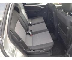 Opel Meriva 1,6 i Essentia Top stav - 14