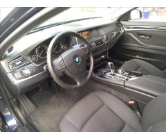 BMW Řada 5 2,0 520d Touring Automat - 11