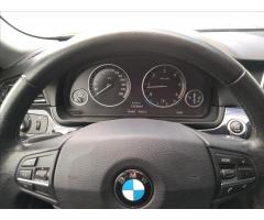 BMW Řada 5 2,0 520d Touring Automat - 35