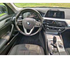 BMW Řada 5 3,0 530D Touring Automat DPH - 35