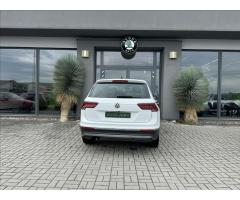 ŠKODA SUPERB COMBI 2.0TDI 140 LAURIN&K 4X4 DSG 7ST