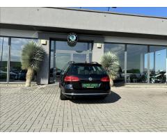 Volkswagen Passat 1,4   TSI 90kW LED ALU NAV 1.MAJITEL - 7