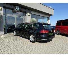 Volkswagen Passat 1,4   TSI 90kW LED ALU NAV 1.MAJITEL - 8