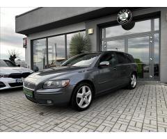 Volvo V50 2,4   D5 132kW AUTOMAT MOMENTUM - 2