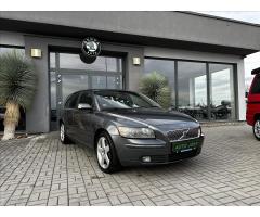 Volvo V50 2,4   D5 132kW AUTOMAT MOMENTUM - 3