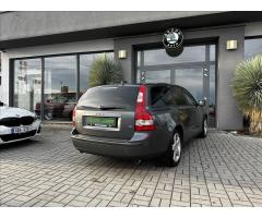 Volvo V50 2,4   D5 132kW AUTOMAT MOMENTUM - 7