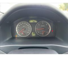 Volvo V50 2,4   D5 132kW AUTOMAT MOMENTUM - 15