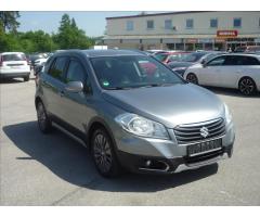 Suzuki SX4 S-Cross 1,6 DDiS Autom,4x4,Alu,Výhřev - 26