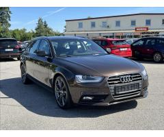 Audi A4 2,0 TDi Q 110kW,Xen,Nav,Manuál - 31