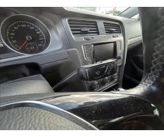 Volkswagen Golf 2,0 TDi 110 kW,DSG,Navi,Výhřev - 8