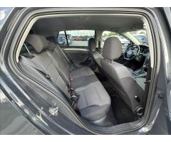 Volkswagen Golf 2,0 TDi 110 kW,DSG,Navi,Výhřev - 24