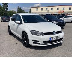 Volkswagen Golf 1,6 TDi 81kW,Klima,Alu,Výhřev - 25