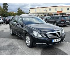 Mercedes-Benz Třídy E 2,2 200 CDI AT,Avantgarde,Kůže - 31