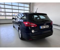 Ford Focus 1,6 77 kW, původ ČR, klima - 6