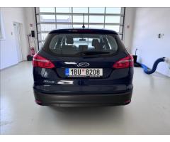 Ford Focus 1,6 77 kW, původ ČR, klima - 7