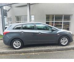 Hyundai i30 1.6 MPi Trikolor Komfort,1.maj - 6