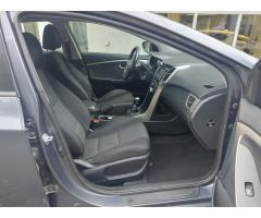 Hyundai i30 1.6 MPi Trikolor Komfort,1.maj - 19