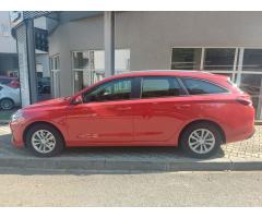 Hyundai i30 1.5i Comfort,ČR,1.m.,serv.kn - 2