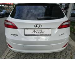 Hyundai i30 1.6i ČR, serv.kn.,1.maj. - 4