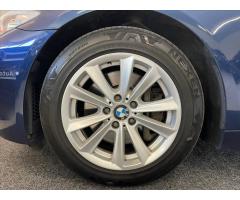 BMW Řada 5 3,0 530d xDrive, DPH, 2x kola - 29