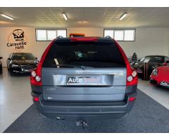 Volvo XC90 2,4 D5 Executive,po servisu! - 8