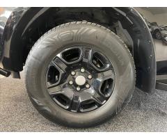 Ford Ranger 3,2 TDCi Limited Black,po servisu! - 30