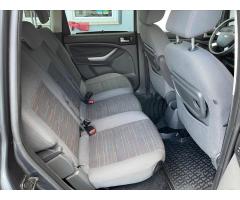 Ford C-MAX 1,6 16V 74kW po servisu! - 18