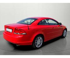 Volvo C70 D5 132kW A/T Summum Xenon - 6